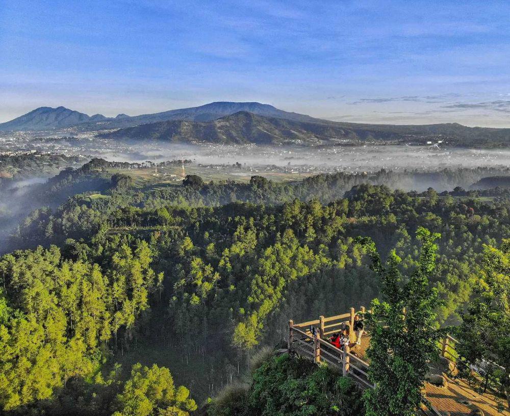 Tebing Keraton Bandung: Informasi  Lokasi, Rute, dan Tips