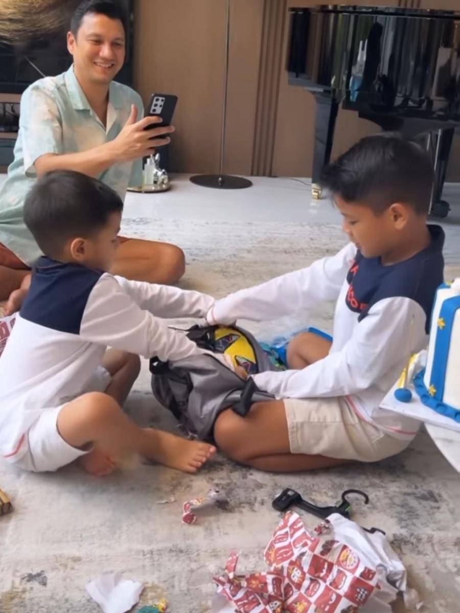 Momen ulang tahum Juna (instagram.com/titi_kamall)