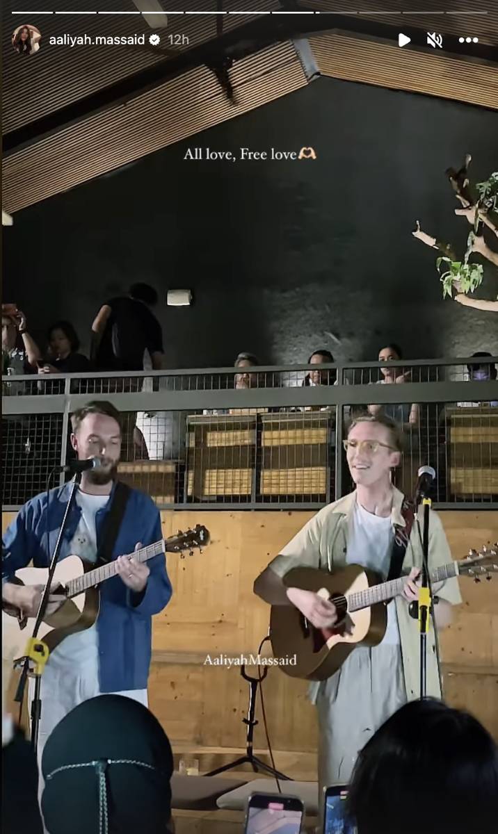 HONNE di Jakarta (instagram.com/aaliyah.massaid)
