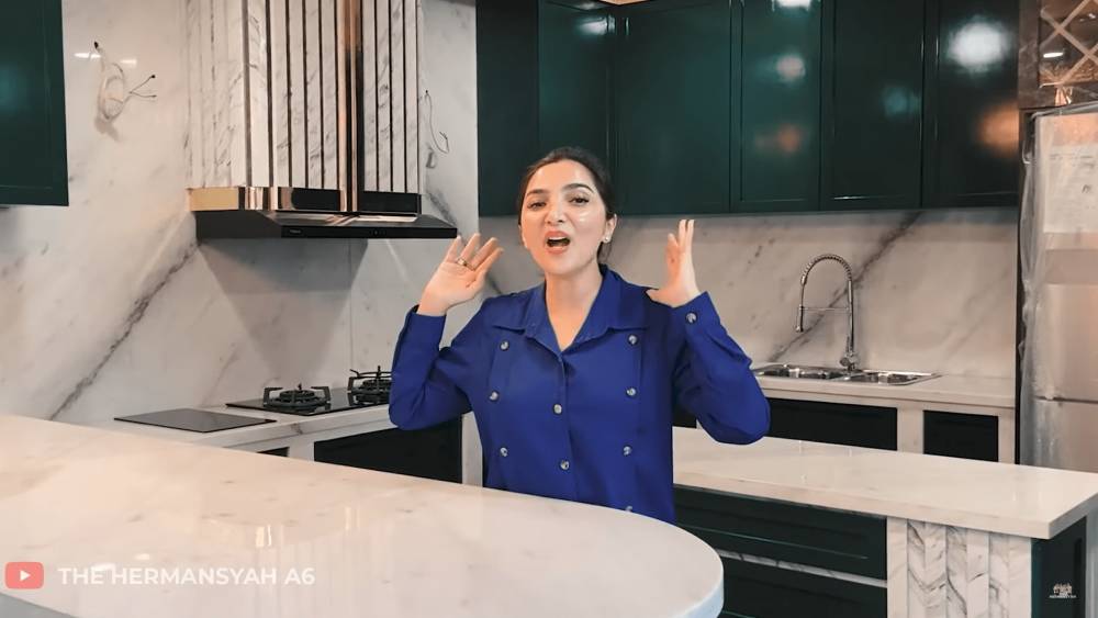 potret dapur di Istana Cinere milik Ashanty dan Anang (youtube.com/thehermansyahA6)