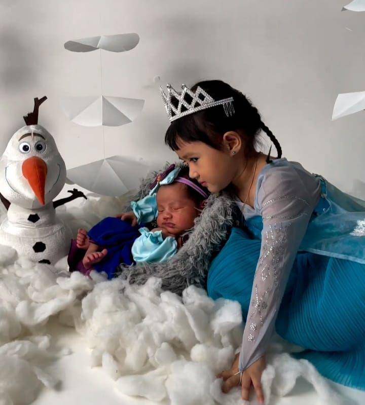 Khalisa Aghnia Bahira dan Khadeejah Aaliyah Basira (instagram.com/rittarrajagukguk)