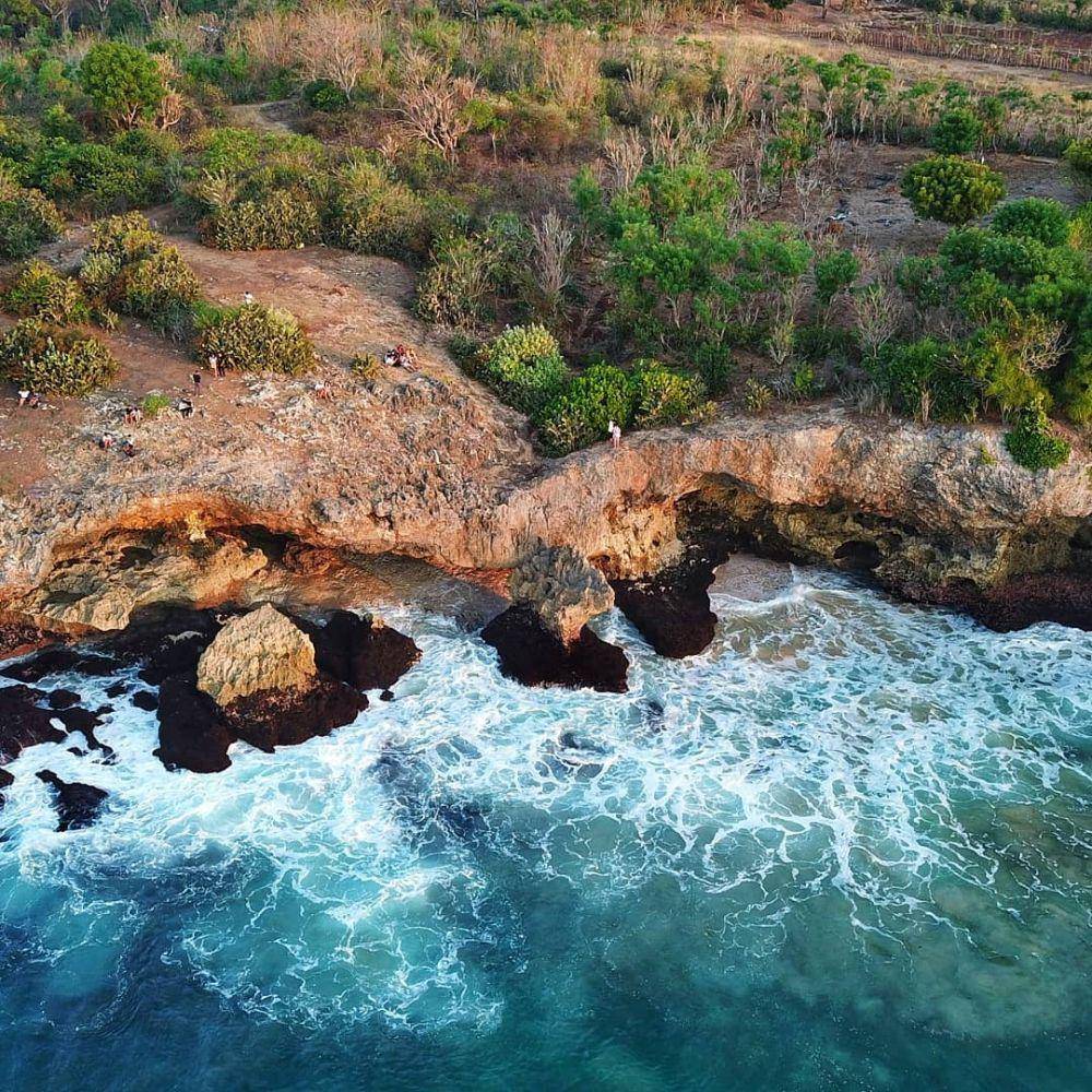 Pantai Honeymoon (instagram.com/aryawiznu)