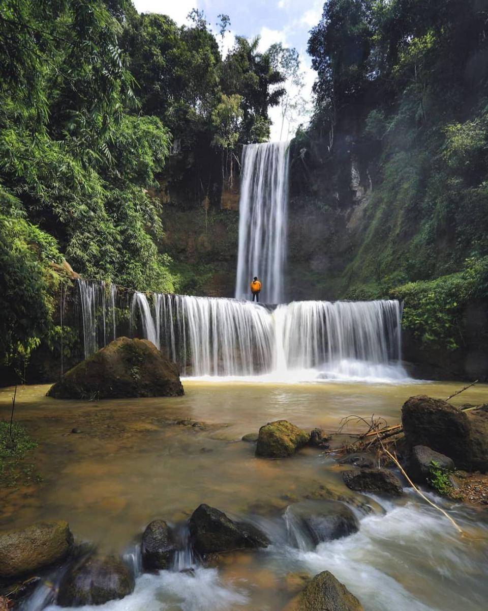 Curug Ciastana (instagram.com/dikikhaerudin)