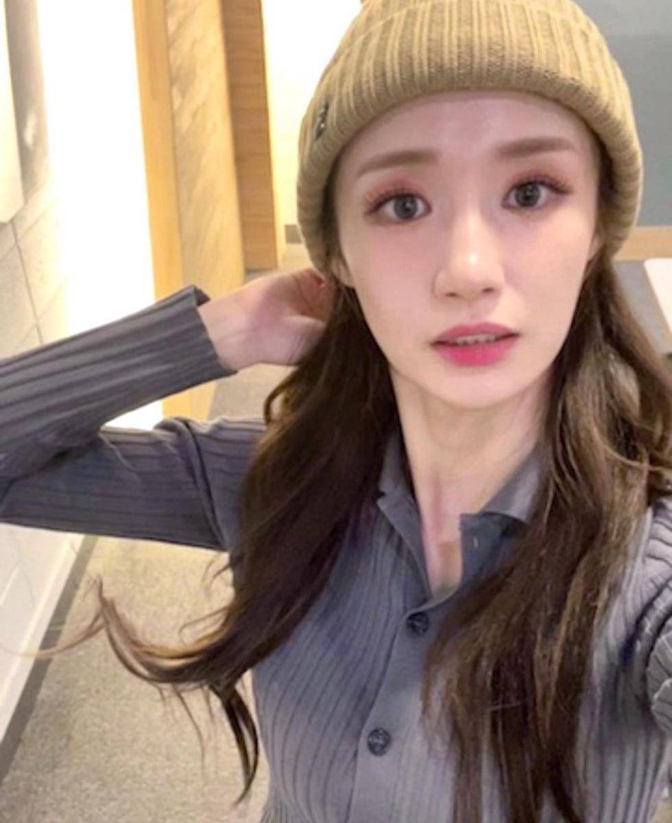 potret Park Jieun (instagram.com/purplekiss_official)