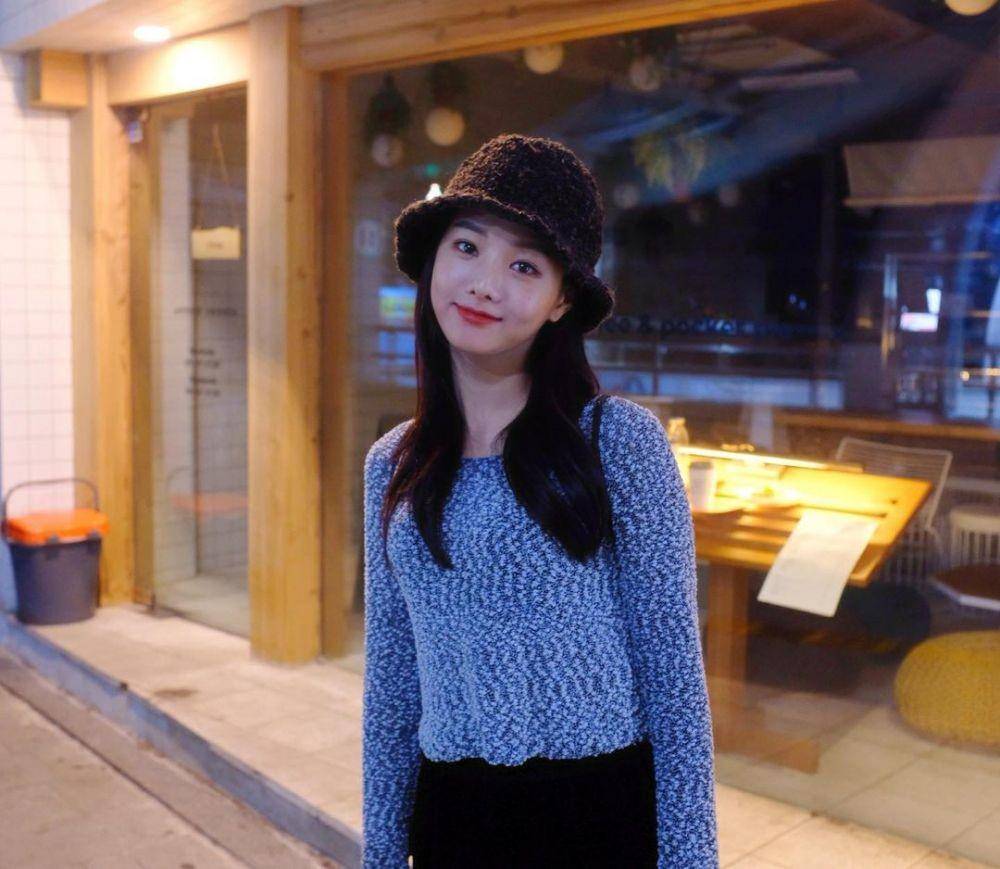 Lee Se Hee (instagram.com/se.22)