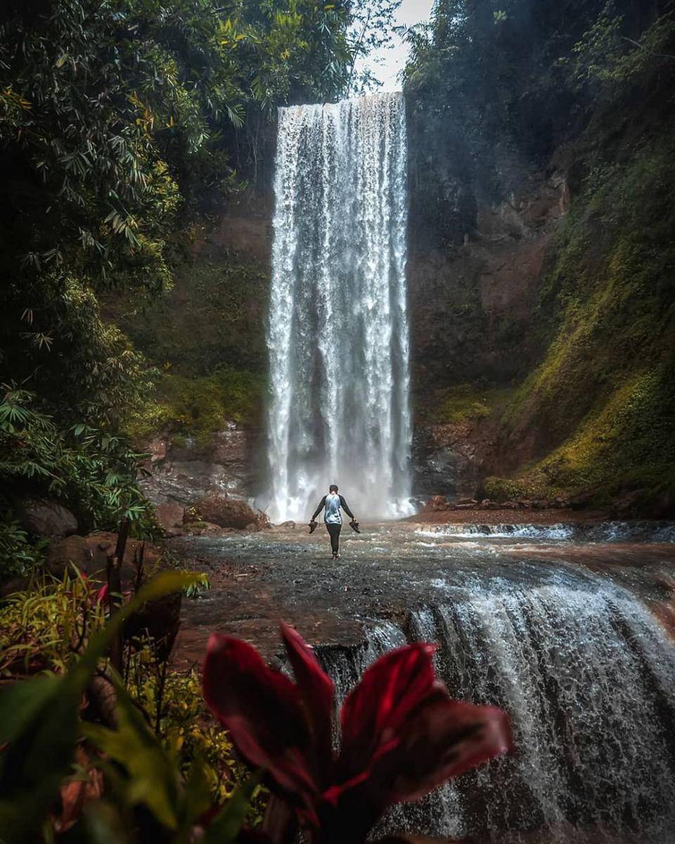 Curug Ciastana (instagram.com/warmanwardhani)