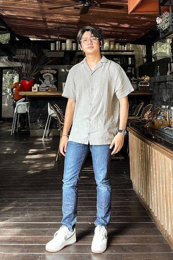 Arbani (instagram.com/arbaniyasiz)