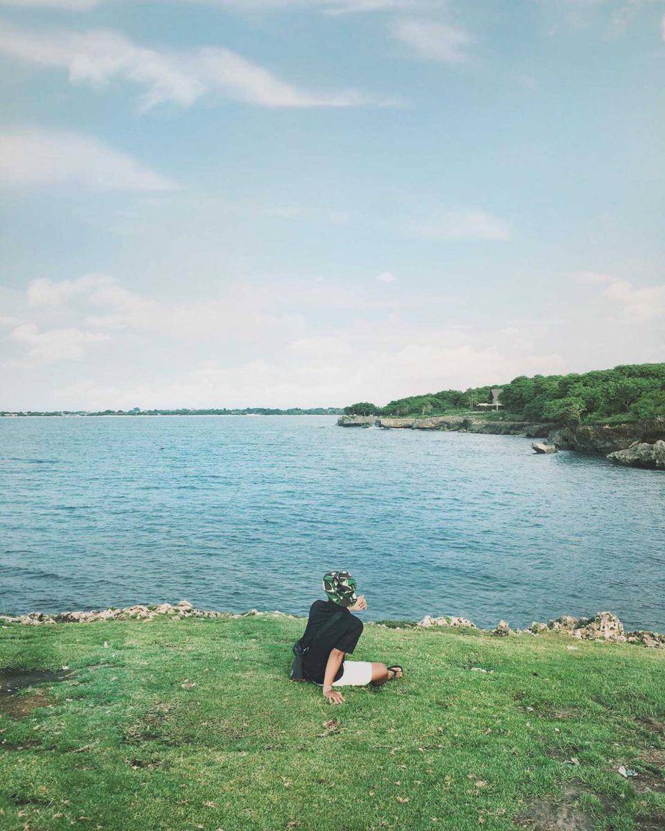 Pantai Honeymoon (instagram.com/putrahellcrust)
