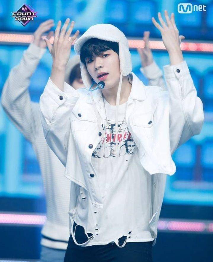 OOTD ala Jaehyuk TREASURE (instagram.com/jaehyukreceh_)