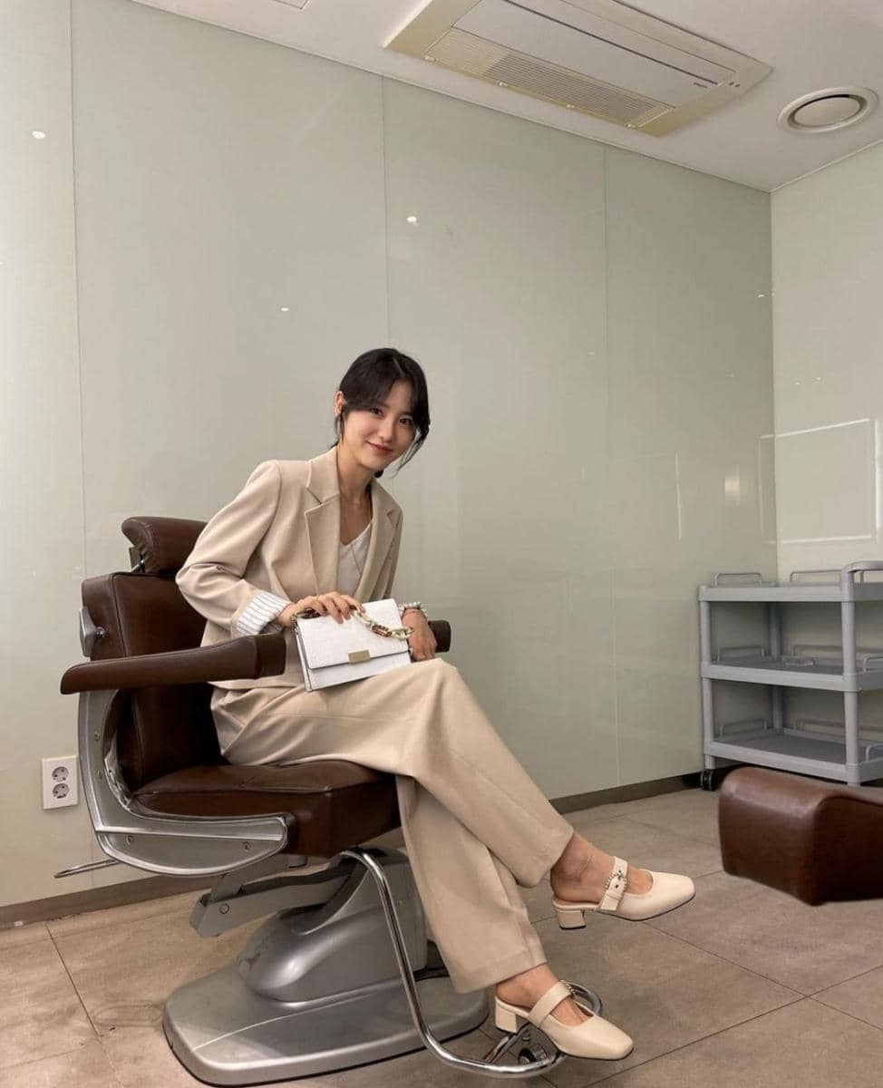 referensi outfit Shin Ye Eun (instagram.com/_shinyeeun)