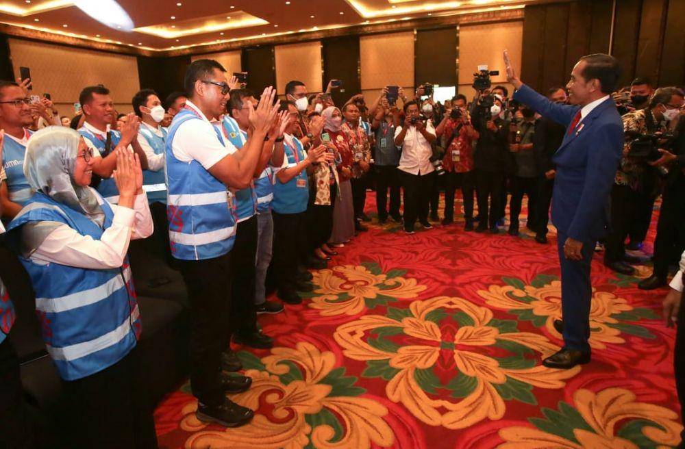 Presiden Jokowi Apresiasi Kerja Keras Seluruh Pihak, Salah Satunya PLN