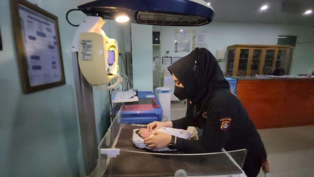 Narapidana Kejaksaan Melahirkan Saat Dilarikan ke Rumah Sakit