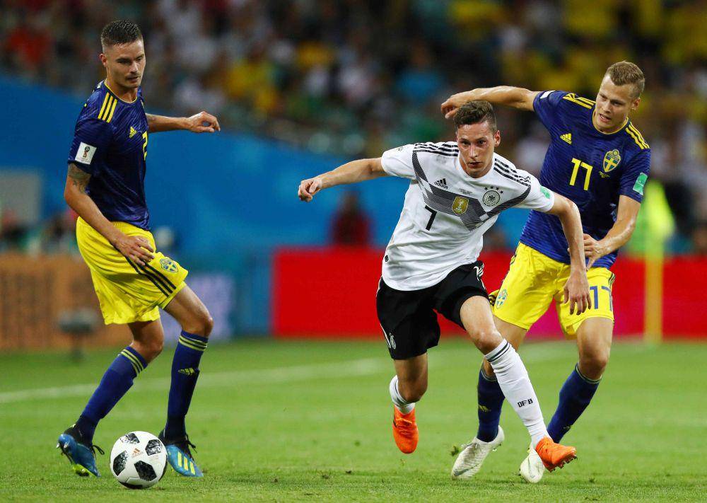 Swedia melawan Jerman (fifa.com)
