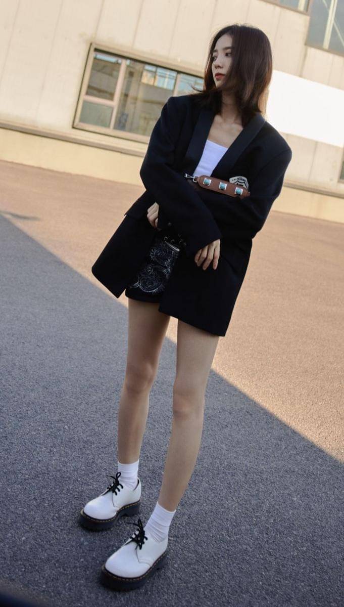 Wan Peng (weibo.com/ 万鹏er)