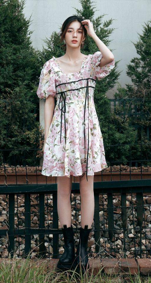 outfit ala Wan Peng (weibo.com/ 万鹏er)