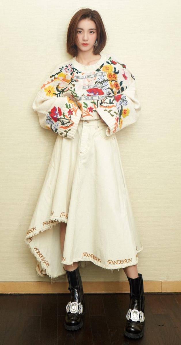 outfit ala Wan Peng (weibo.com/ 万鹏er)