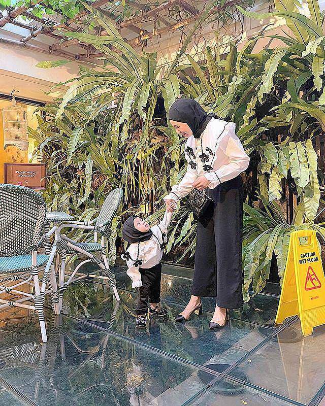 Asri Kahfi Kasura dan buah hati (instagram.com/asrikasura)