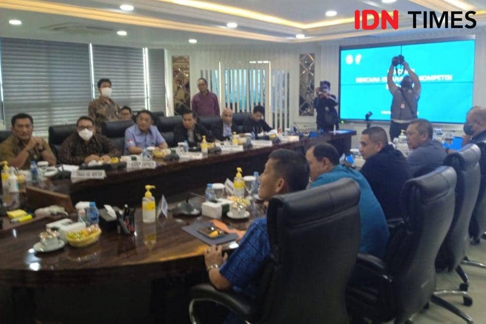 Pertemuan LIB dengan Menpora di Kemenpora. (IDN Times/Sandy Firdaus)