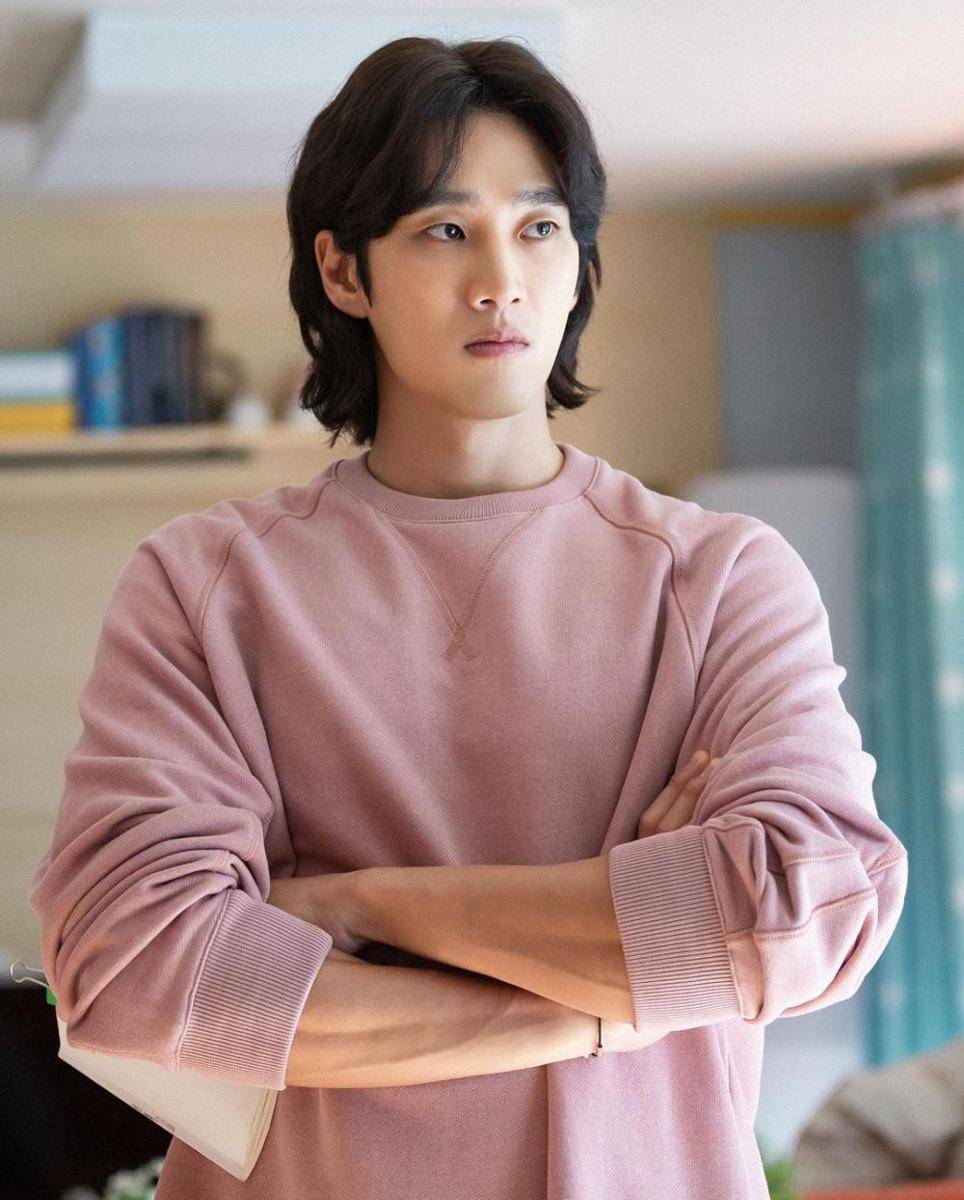 Ahn Bo Hyun (instagram.com/bohyunahn)
