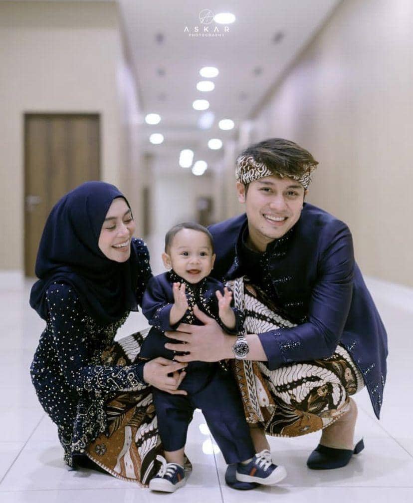 9 Potret Baby L di Nikahan Sang Paman, Beny Mulyana, Super Imut!