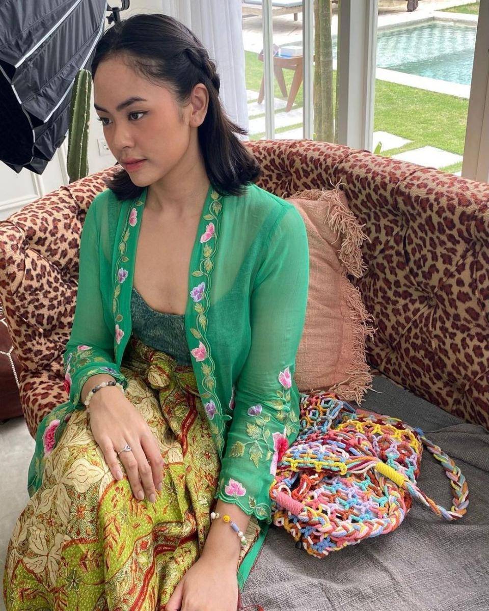 Kebaya Rania Yamin (instagram.com/raniaayamin)