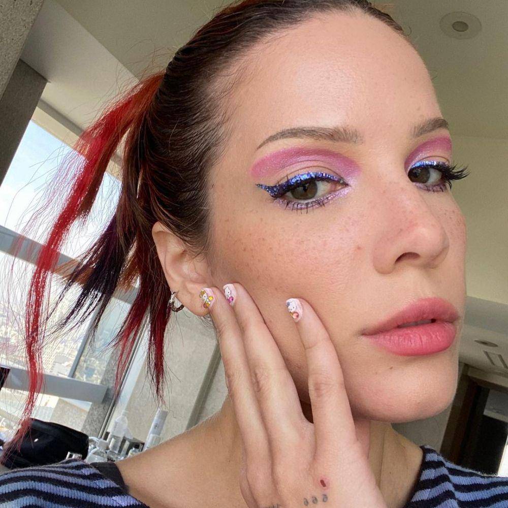 Inspirasi riasan ala Halsey (instagram.com/iamhalsey)