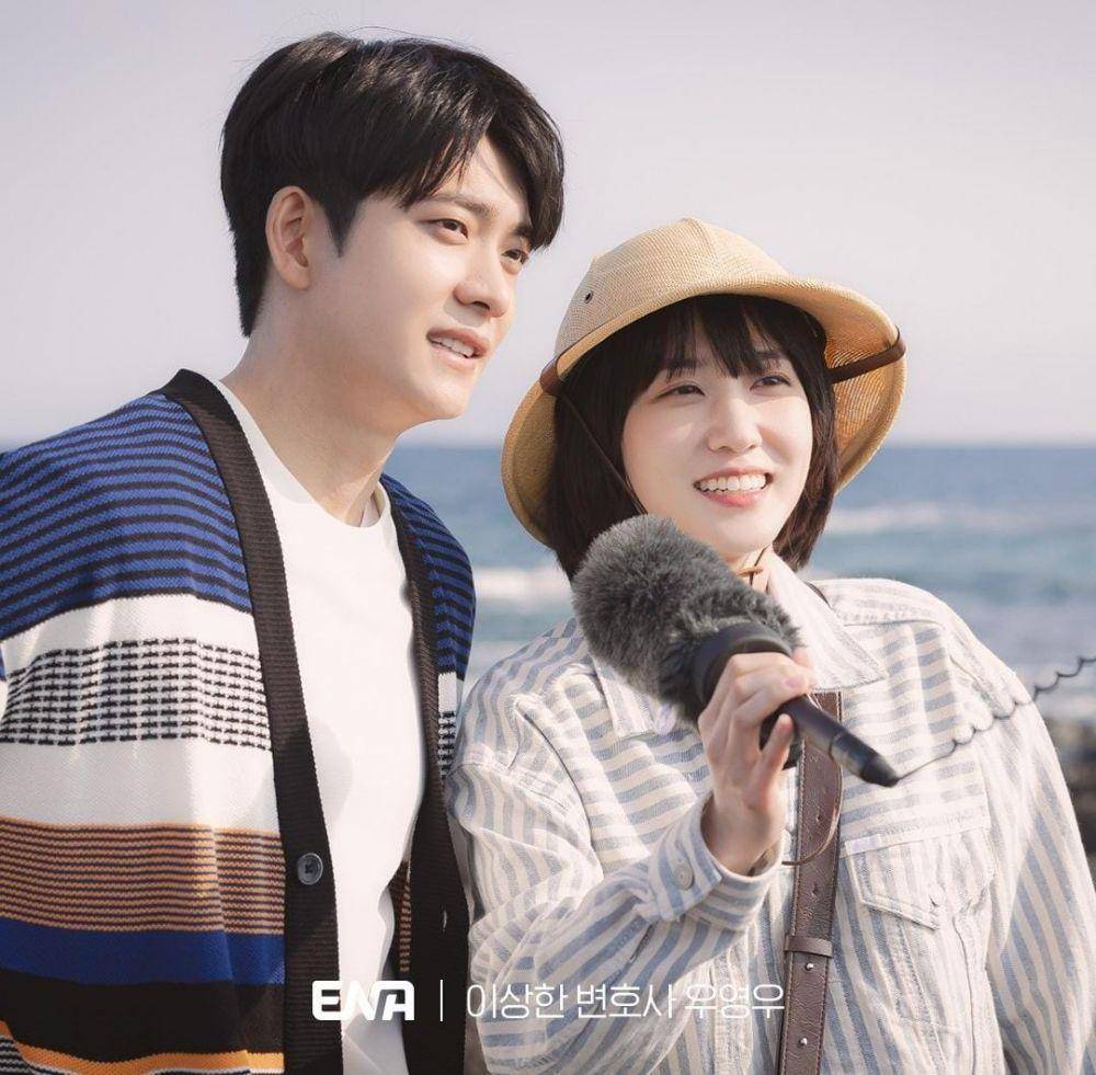 Kang Tae Oh dan Park Eun Bin di drama Extraordinary Attorney Woo (instagram.com/channel.ena.d)