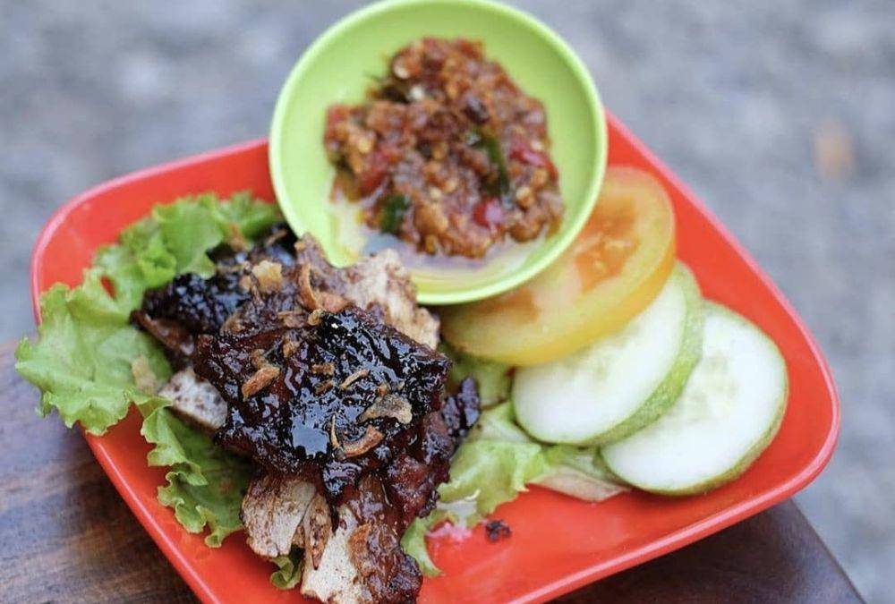 Iga bakar di Rumah makan sop Iga Raja 2 (Instagram.com/rajaiga044)