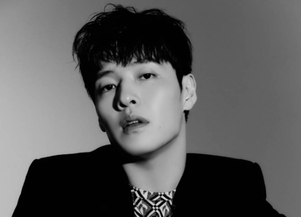 Kang Ha Neul (instagram.com/th_company_official)