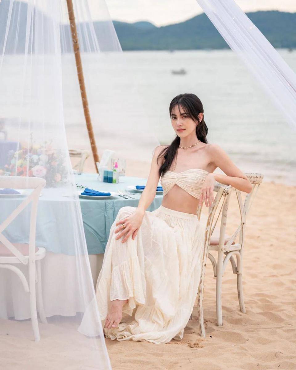 potret Anniversary ke-5 Ter Chantavit dan Mai Davika (instagram.com/davikah)