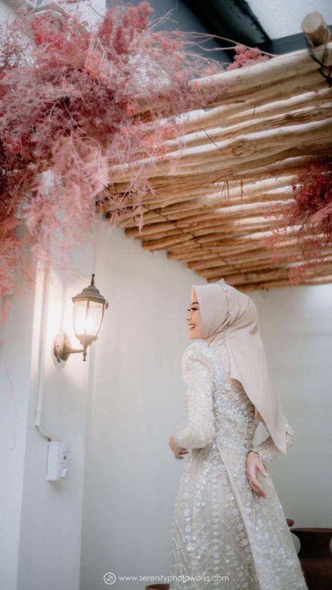 Prewed Kakak Lesti Kejora (@serenity_photoworks via instagram.com/raraiddd)