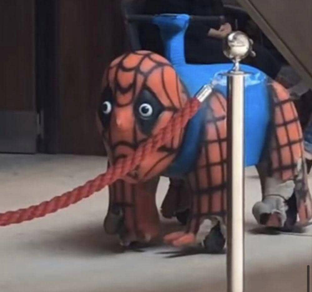 potret wahana dan tempat bermain anak seram (reddit.com/paaranormal)