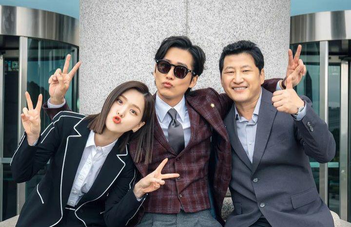9 Momen Kompak Trio Pengacara 1000 Won di One Dollar Lawyer