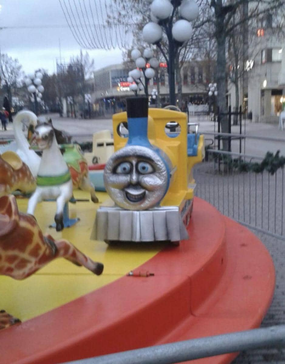 potret wahana dan tempat bermain anak seram (reddit.com/SoftMixture)