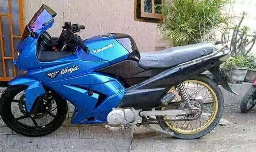 modifikasi motor low budget (instagram.com/statuslucu_official)