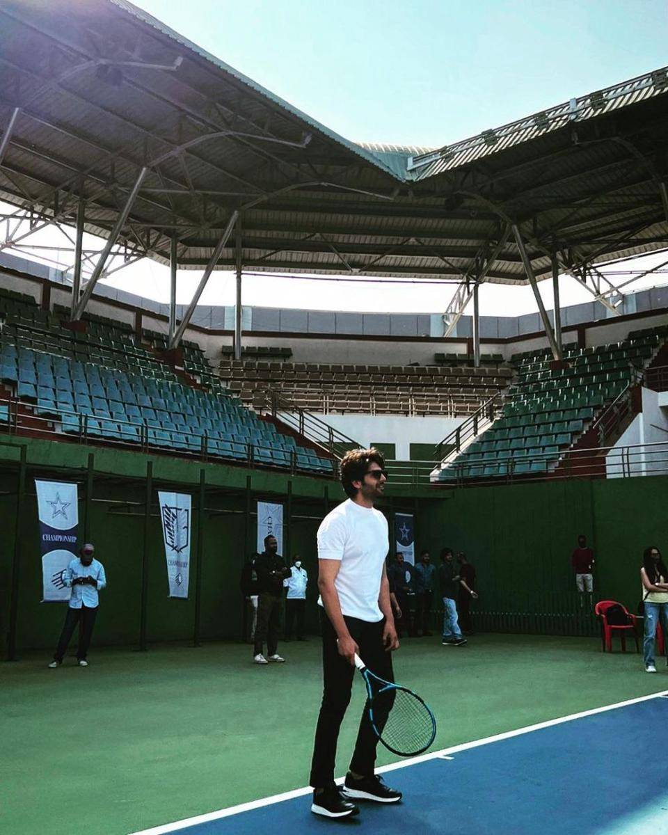 Kartik Aaryan (instagram.com/kartikaaryan)