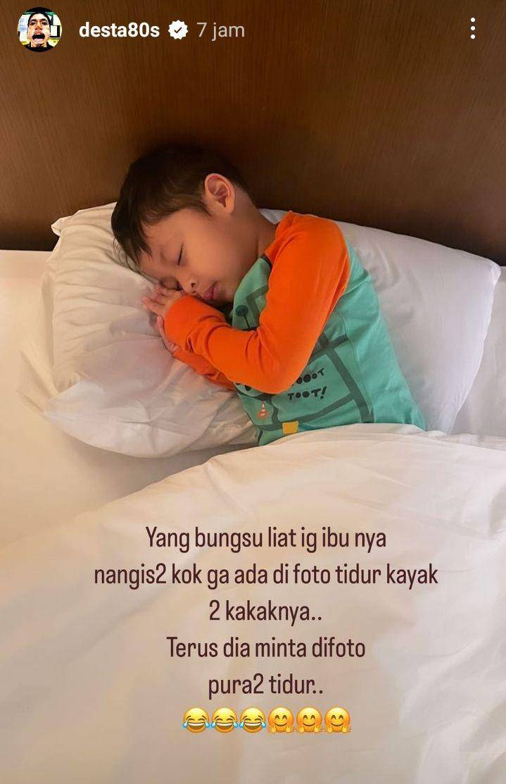 potret Miguel saat tidur (instagram.com/desta80s)