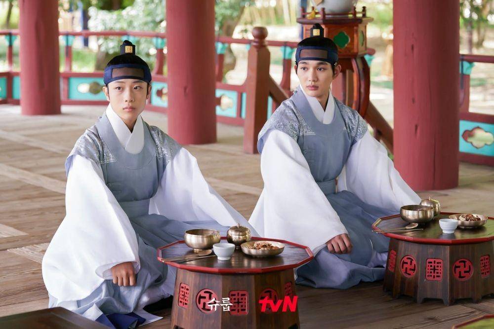 Still Cut drama Korea Under the Queen's Umbrella (Instagram.com/tvn_drama/)