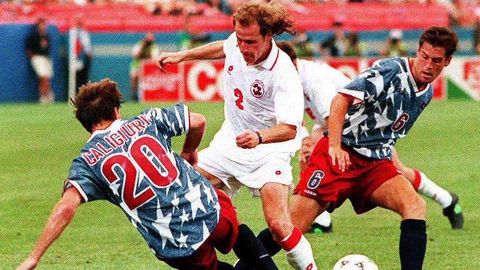 Amerika Serikat bermain imbang melawan Swiss pada Piala Dunia 1994. (fifa.com)
