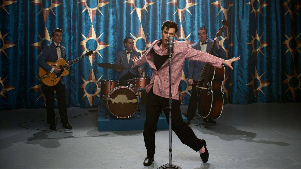 Austin Butler di Elvis (dok. Warner Bros/Elvis)