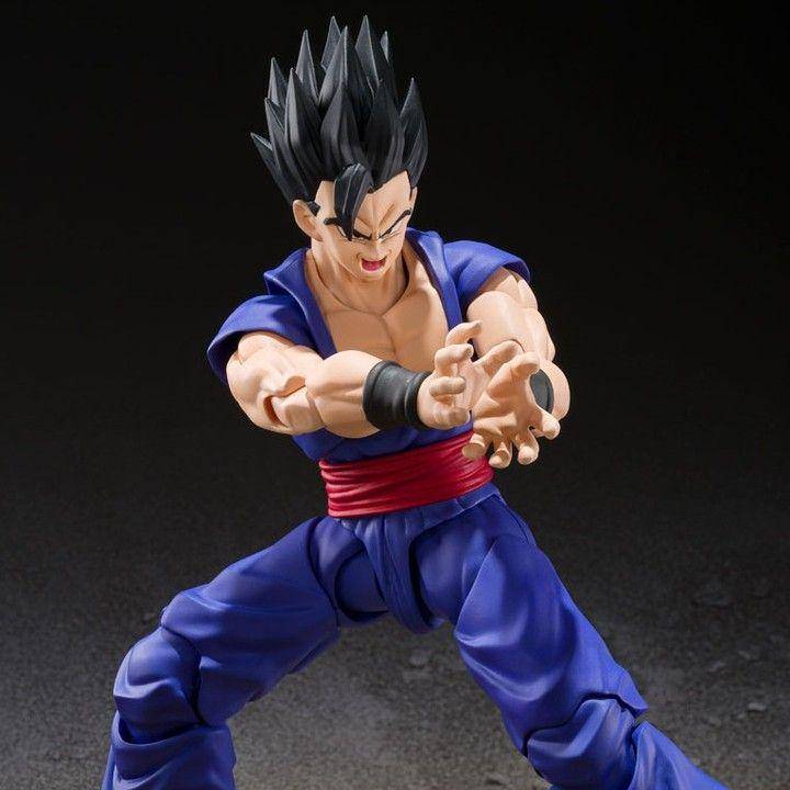 Action figure Bandai (instagram.com/popcultcha)