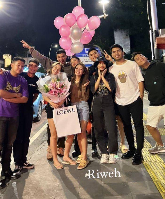 Kejutan ultah Rebecca Klopper (instagram.com/fadlyfsl_)