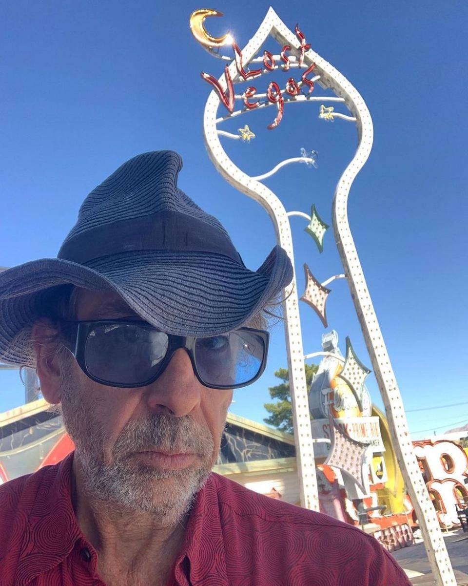 Tim Burton (instagram.com/timburton)