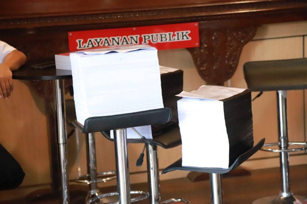 Penyerahan kembali berkas perkara Tragedi Kanjuruhan. Dok. Kejati Jatim.
