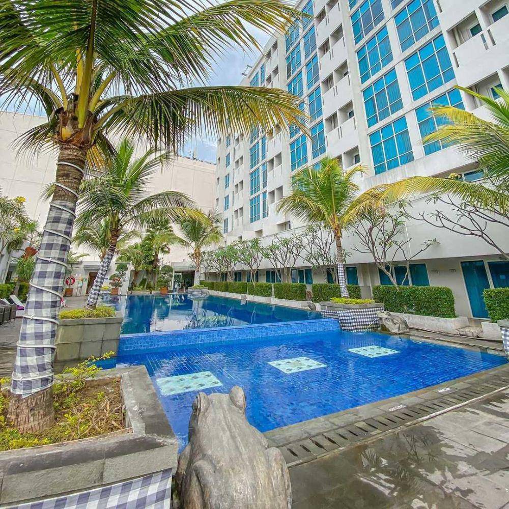 kolam renang Swiss Belinn (instagram.com/swissbelinnmalang)