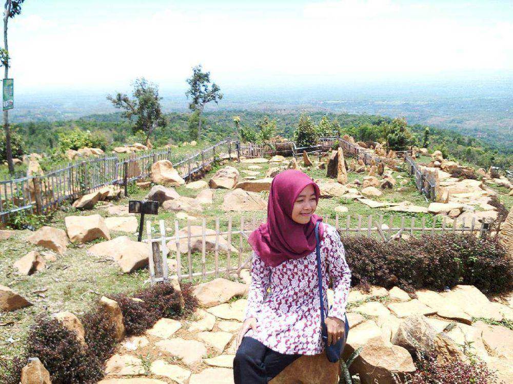 Bukit Batu Songgong (instagram.com/imannatulistiqomah)