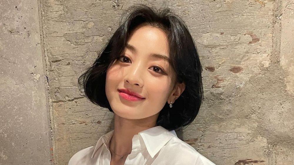 9 Inspirasi Gaya Rambut Pendek Ala Idol KPop, Bikin Lebih Fresh