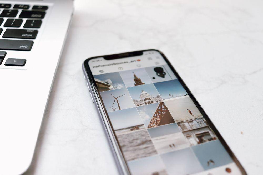 ilustrasi Instagram (Unsplash/Nathana Reboucas)