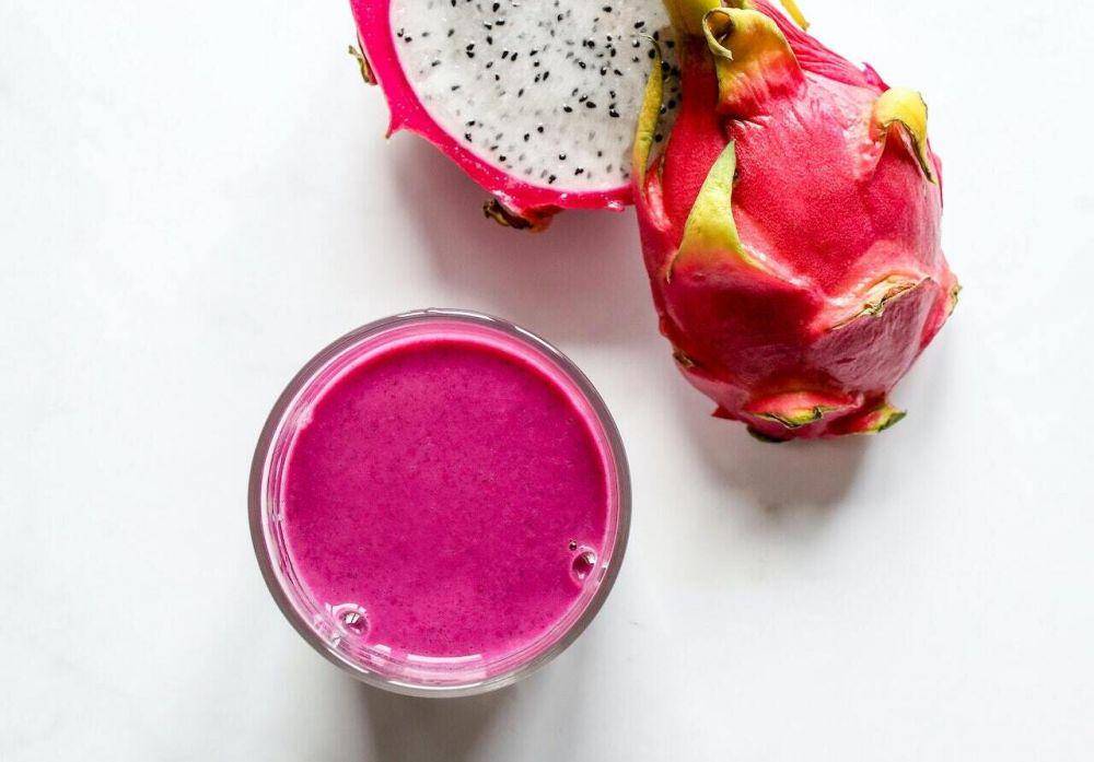 ilustrasi minuman buah naga (pexels.com/Polina Tankilevitch)