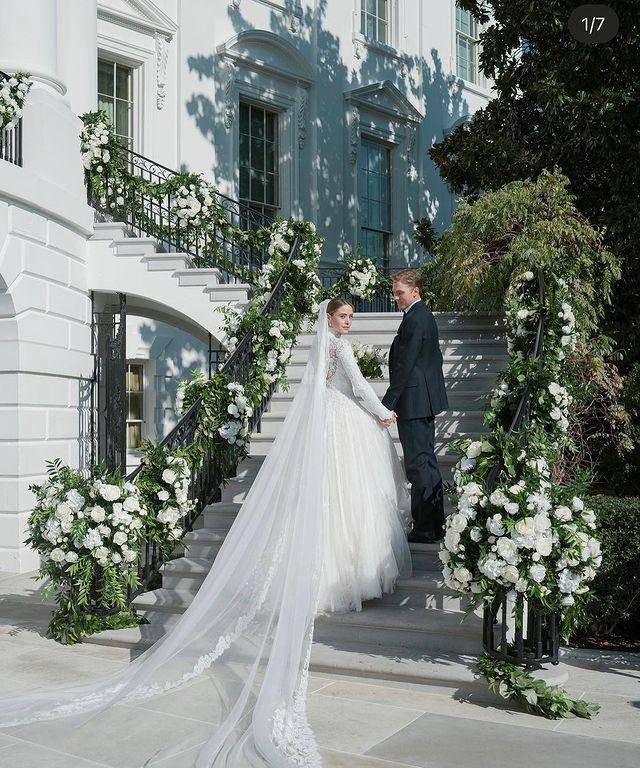 Potret Naomi Biden dan Peter Neal. (instagram.com/prettybridalthings)